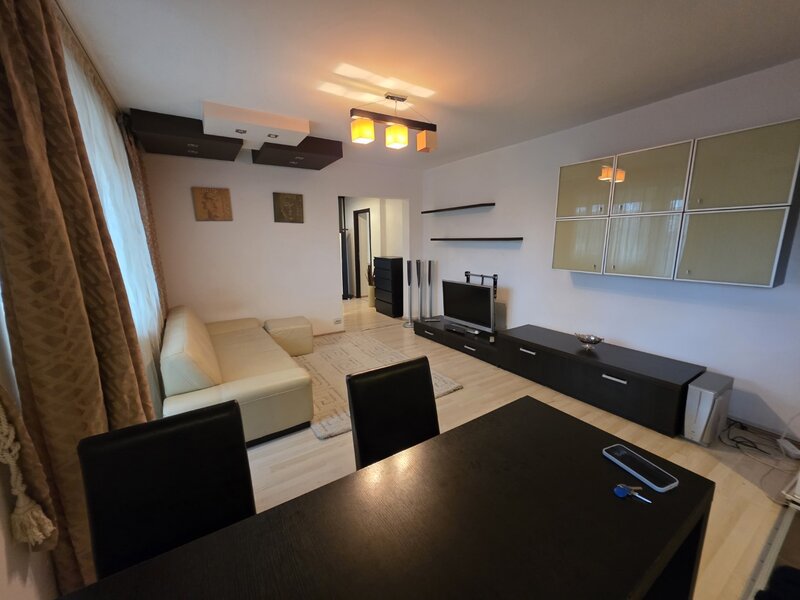 Titan, 10 minute metrou, chiar la parcul Titanii, pe Cozla, mobilat, utilat