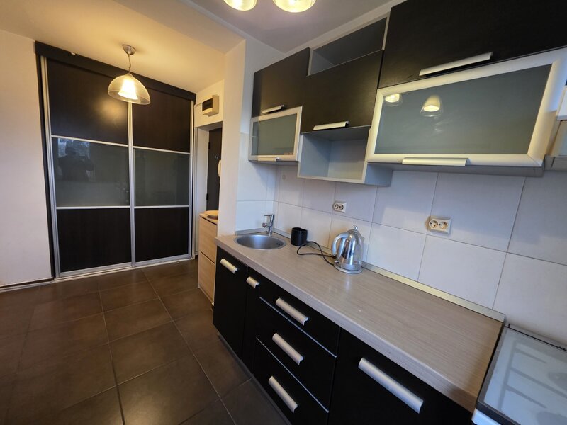 Titan, 10 minute metrou, chiar la parcul Titanii, pe Cozla, mobilat, utilat